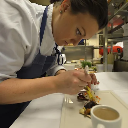 Fjordhotell - By Classic Norway מלון