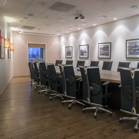 ホテル Fjordhotell - By Classic Norway 4*