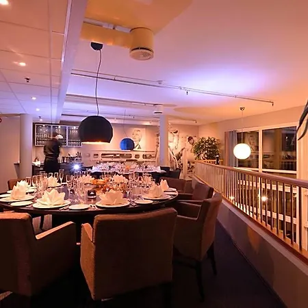 Fjordhotell - By Classic Norway 4* Μόλντε