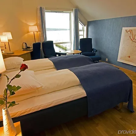 Fjordhotell - By Classic Norway מלון מולדה