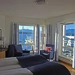 Fjordhotell - By Classic Norway 4* מולדה