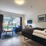 Fjordhotell - By Classic Norway 4* מולדה